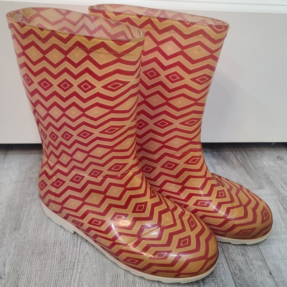 Girls Toms Chevron Rain Boots Size 4 Youth